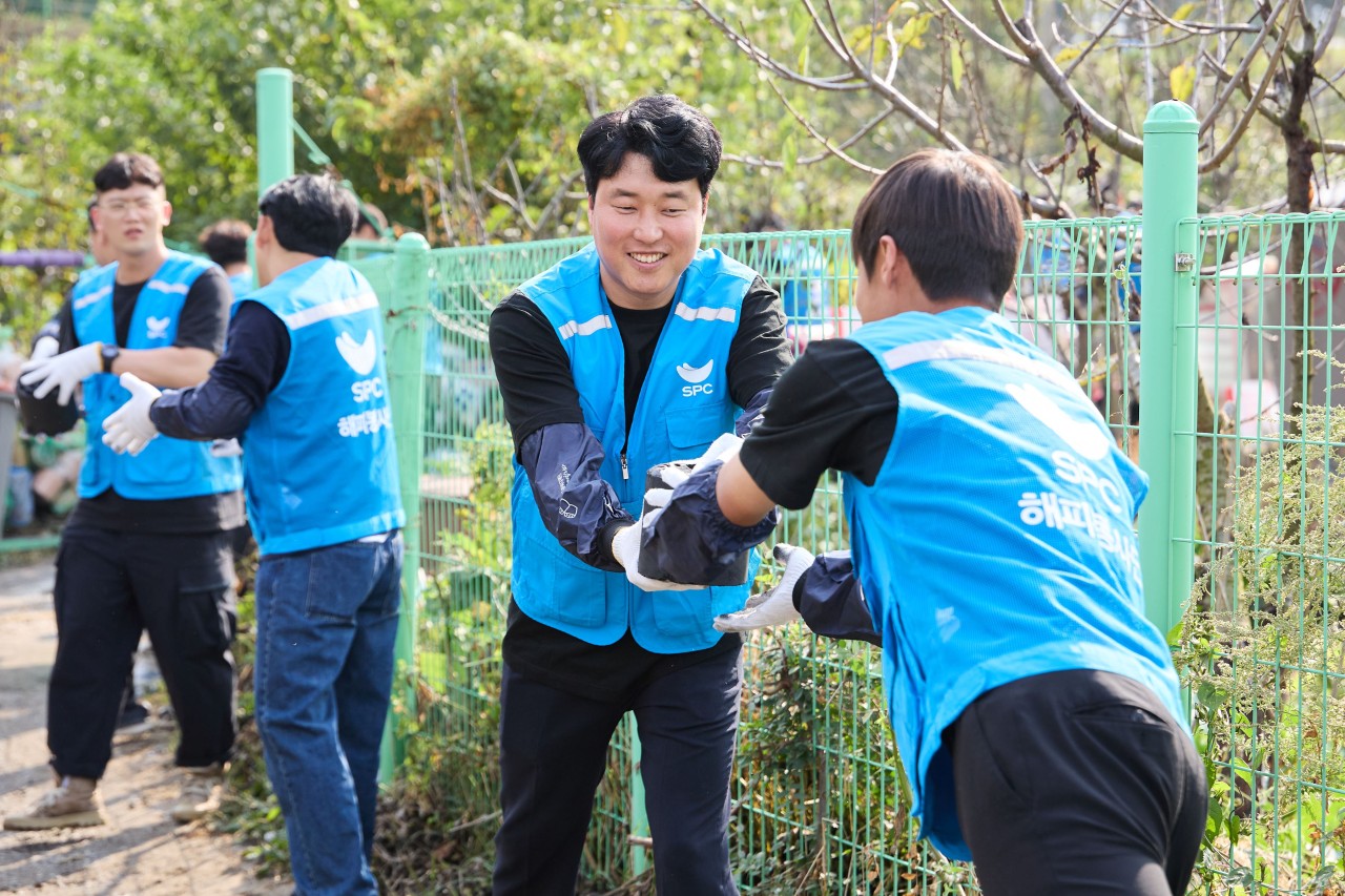 [이미지] 상미당홀딩스 연탄봉사 (4).jpg